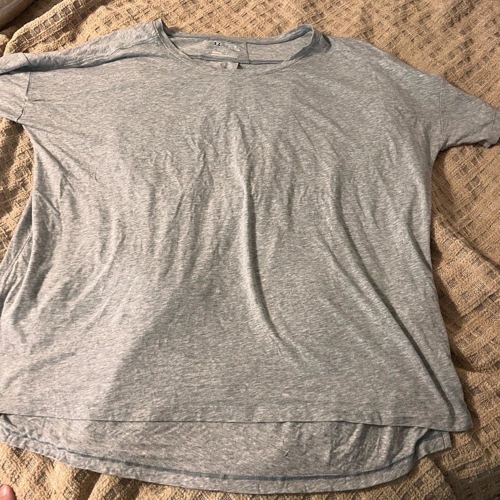 Under Armour Grey tee. Size 2XL